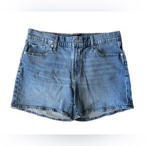 GAP Denim Shorts Size 10/30 Mid Rise Blue Jean Shorts 5” Short Casual Summer